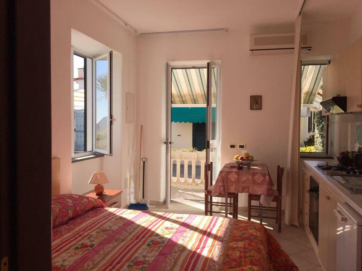 Casa Ischitana Apartment Forio di Ischia Екстериор снимка